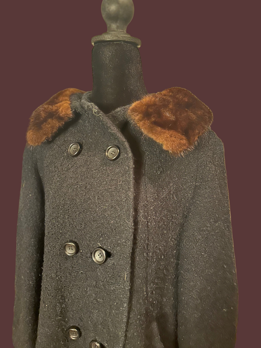 Wool Coat/ detachable fur collar